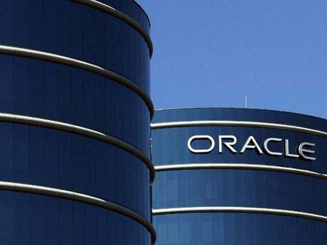 Oracle Sağlık Bilgi Sistemi Firması Cerner’ı Satın Aldı