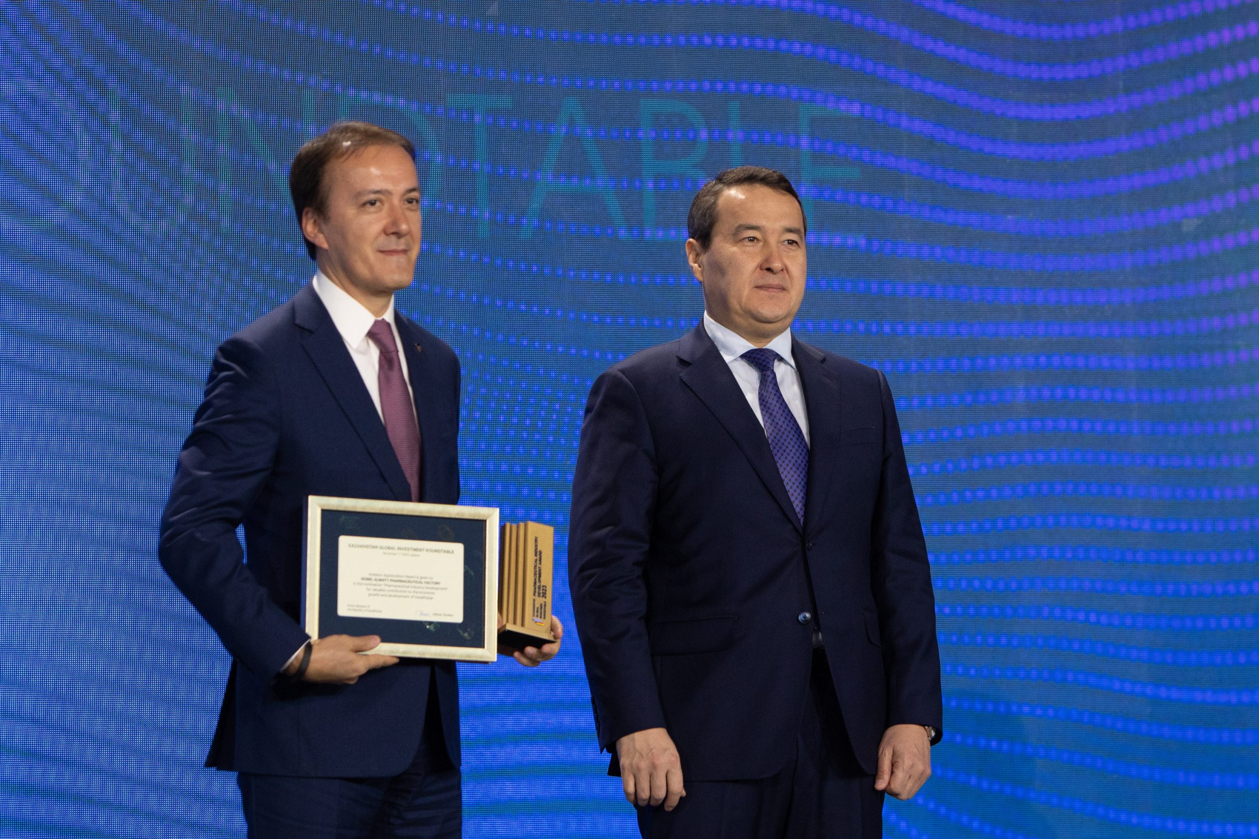 Kazakistan Cumhuriyeti Hükümeti’nden   Nobel AFF’ye “En İyi Yatırımcı” Ödülü